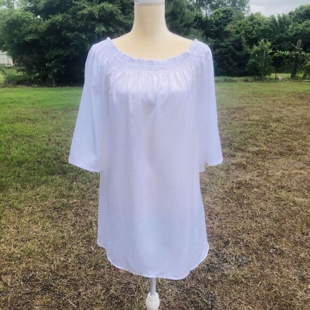 Forever‎ 21 Women's White 3/4 sleeve Dress Size M